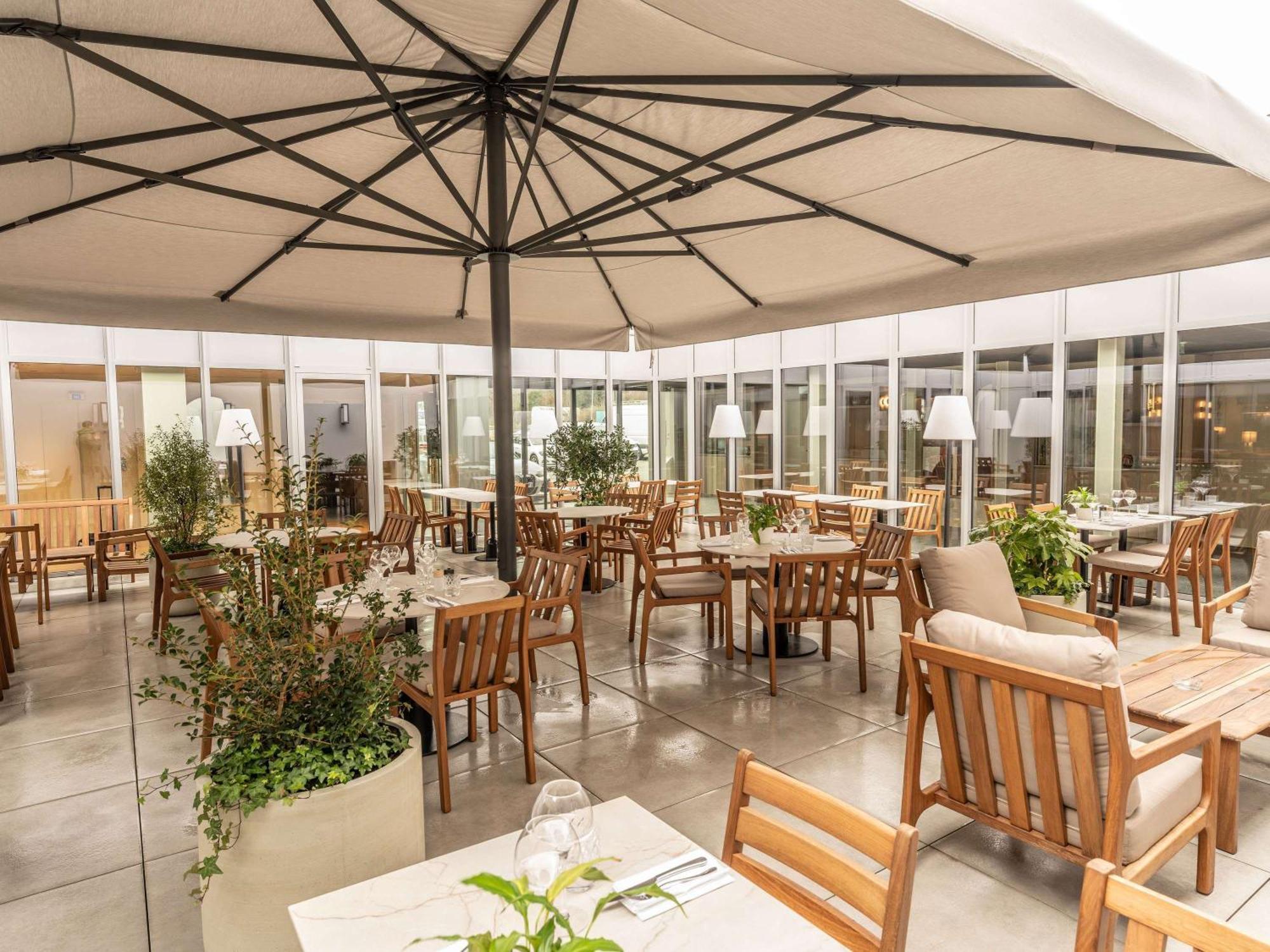 Novotel Angers Lac De Maine Exterior foto